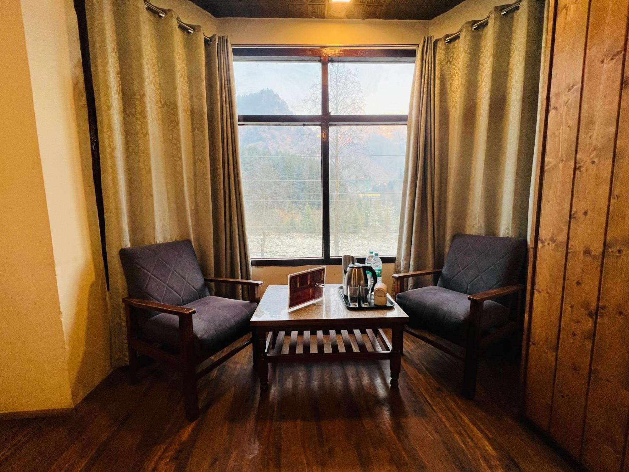 Hotel Green Link -#Near Volvo Bus Stand #Mountain View #River View #Open Terrace Manali  Ngoại thất bức ảnh