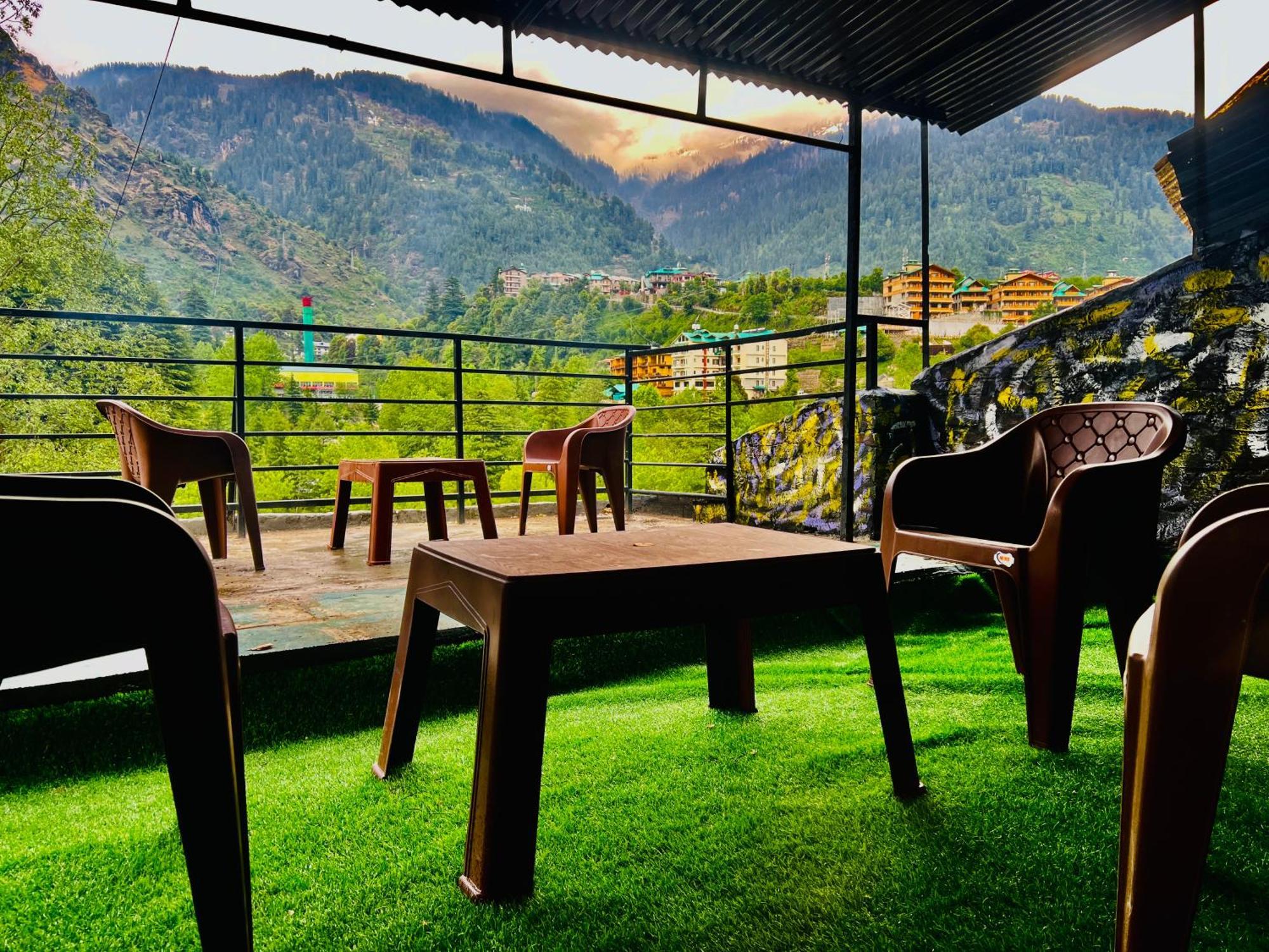 Hotel Green Link -#Near Volvo Bus Stand #Mountain View #River View #Open Terrace Manali  Ngoại thất bức ảnh