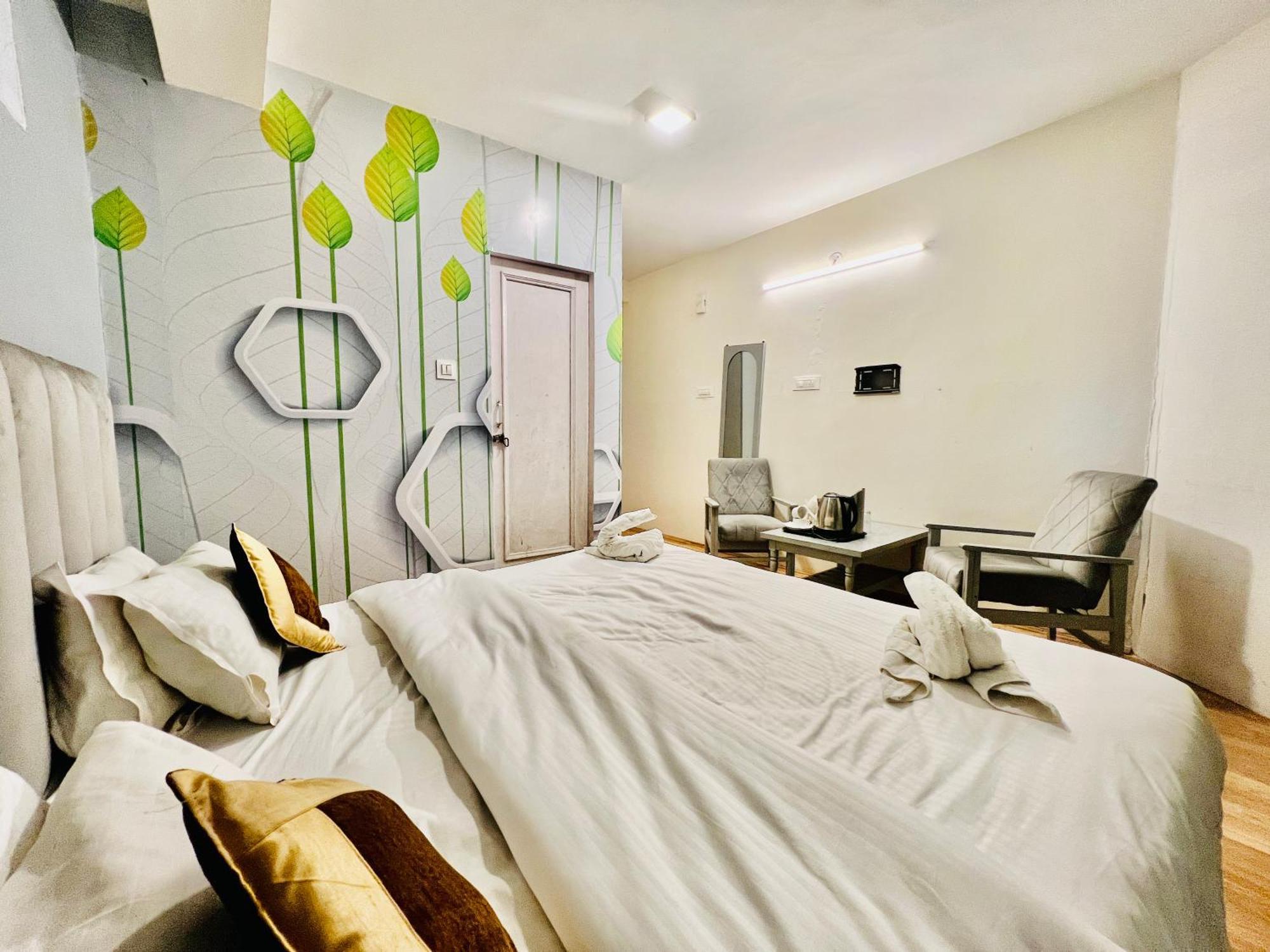 Hotel Green Link -#Near Volvo Bus Stand #Mountain View #River View #Open Terrace Manali  Ngoại thất bức ảnh