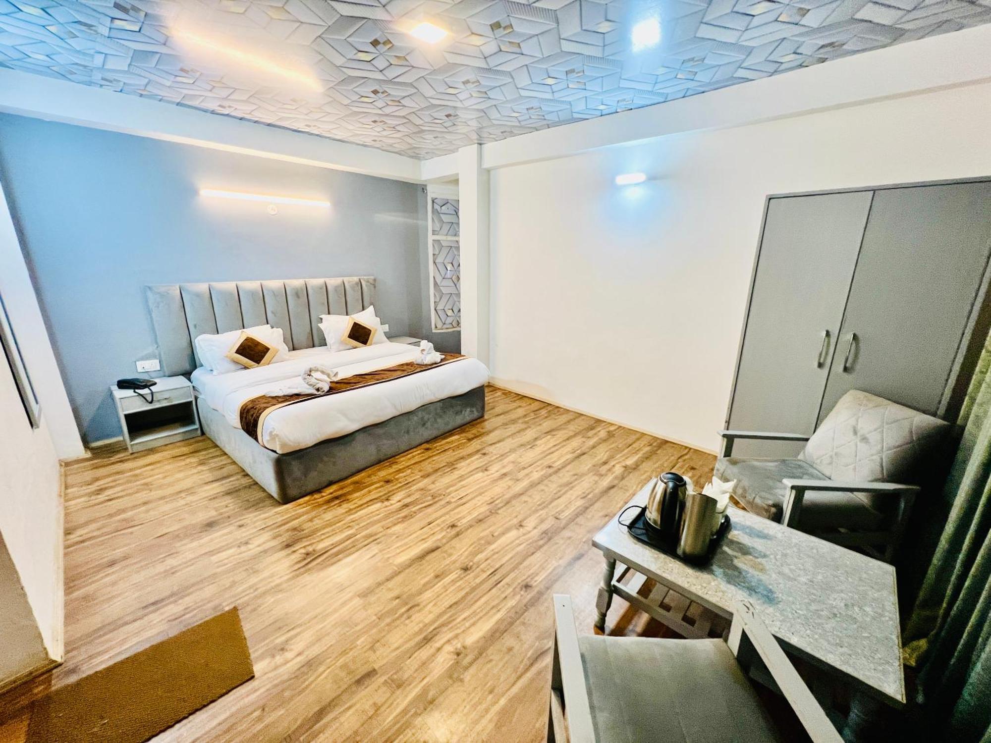Hotel Green Link -#Near Volvo Bus Stand #Mountain View #River View #Open Terrace Manali  Ngoại thất bức ảnh